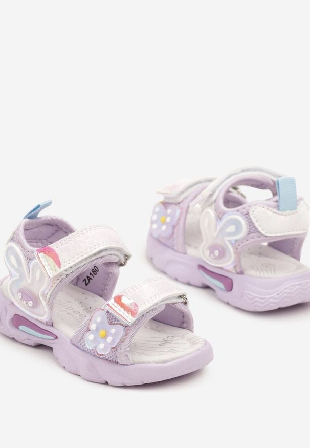 Born2be - Fioletowe Sandały z Aplikacjami 3D i Skórzaną Wkładką Fenindria. Okazja: na co dzień. Zapięcie: rzepy. Kolor: fioletowy. Materiał: skóra. Wzór: aplikacja. Sezon: lato. Styl: elegancki, casual, klasyczny