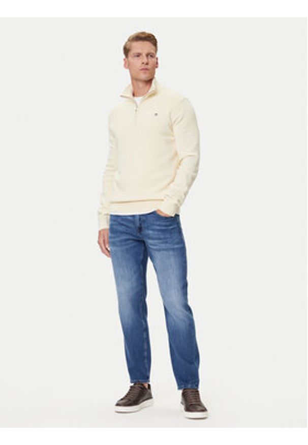 GANT - Gant Sweter 8030256 Écru Regular Fit. Materiał: bawełna