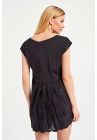 Twinset Milano - TOP TWINSET ACTITUDE. Materiał: koronka, bawełna. Długość rękawa: krótki rękaw. Długość: krótkie. Wzór: koronka, gładki #5