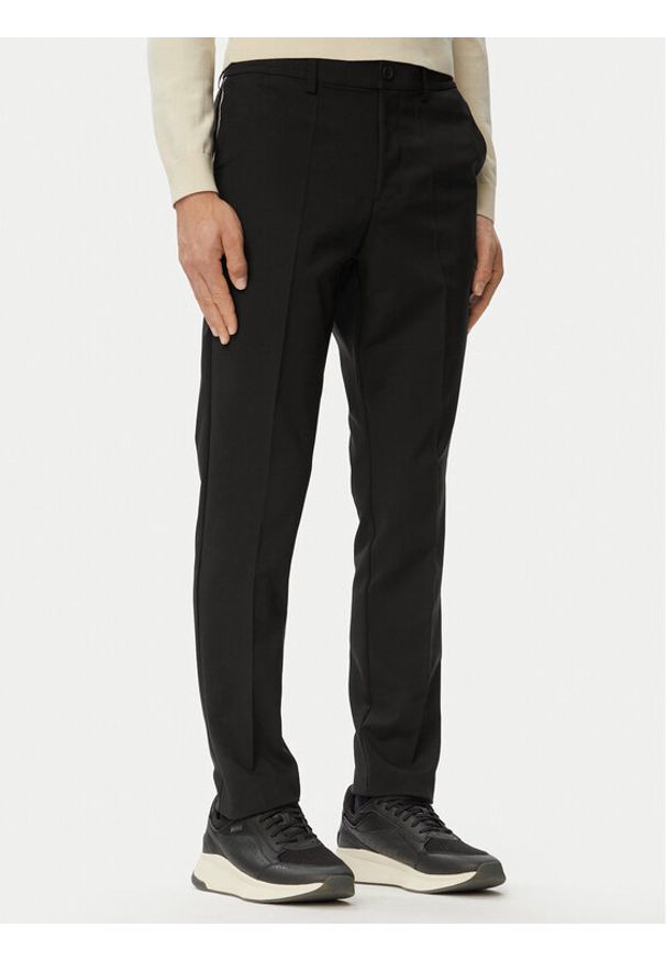 BOSS Chinosy Goc Swing 50564285 Czarny Regular Fit. Kolor: czarny. Materiał: syntetyk