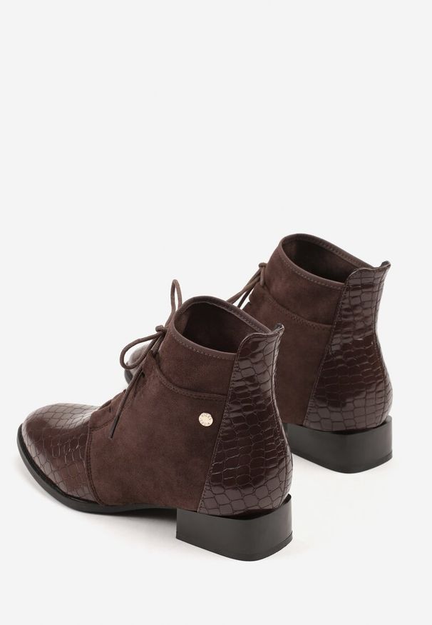 Born2be - Brązowe Sznurowane Botki Vices do Kostki z Wężowym Tłoczeniem Wodvira. Zapięcie: sznurówki. Kolor: brązowy. Materiał: jeans. Obcas: na obcasie. Styl: elegancki. Wysokość obcasa: niski