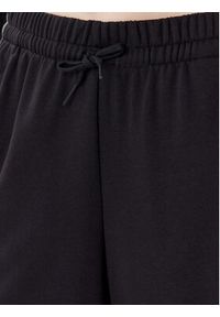 Adidas - adidas Spodnie dresowe Animal Print 3-Stripes JM1840 Czarny Loose Fit. Kolor: czarny. Materiał: bawełna, syntetyk. Wzór: nadruk #3