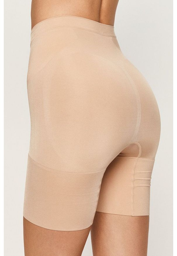 Spanx - Szorty modelujące Oncore Mid-Thigh. Kolor: beżowy. Materiał: dzianina. Wzór: gładki