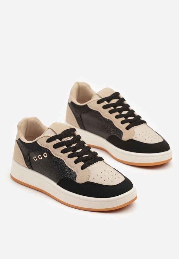 Born2be - Czarno-Beżowe Sneakersy z Ozdobnymi Przeszyciami w Streetwearowym Stylu Neoniela. Okazja: na co dzień. Kolor: czarny. Materiał: jeans. Szerokość cholewki: normalna. Wzór: aplikacja. Obcas: na obcasie. Wysokość obcasa: niski