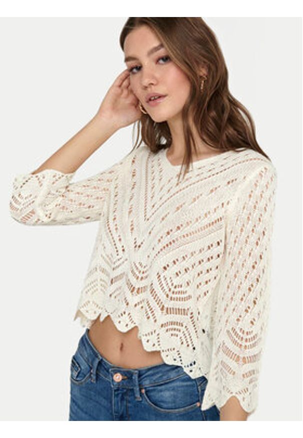 JDY Sweter New Sun 15212788 Biały Regular Fit. Kolor: biały. Materiał: syntetyk