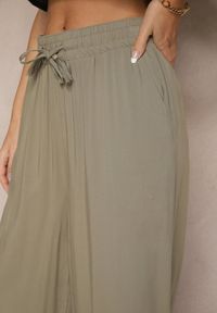 Renee - Ciemnozielone Szerokie Spodnie z Wiskozy ze Sznurkiem Natisetia. Okazja: na co dzień. Kolor: zielony. Materiał: wiskoza. Styl: casual, elegancki
