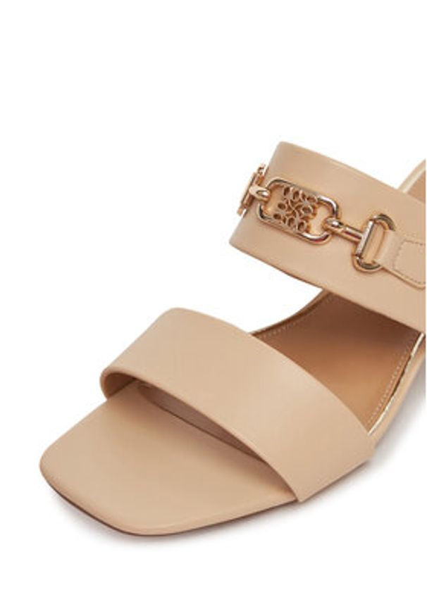 Nine West Klapki 2560-01 Beżowy. Kolor: beżowy. Materiał: materiał, syntetyk