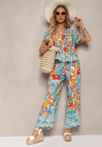 Renee - Jasnoniebieski Letni Komplet z Wiskozy w Boho Wzór z Szerokimi Spodniami i Bluzką Wiagia. Kolor: niebieski. Materiał: wiskoza