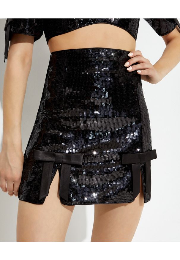 ALICE MCCALL - Cekinowa spódnica Dreamer. Stan: podwyższony. Kolor: czarny. Materiał: materiał. Wzór: aplikacja