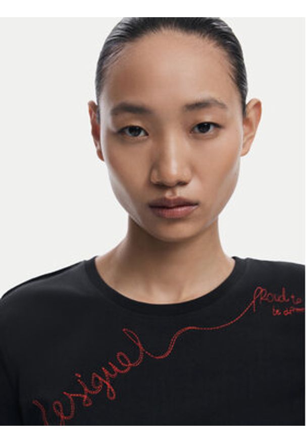 Desigual T-Shirt Charly 25WWTK08 Czarny Regular Fit. Kolor: czarny. Materiał: bawełna