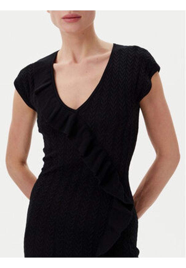 TwinSet - TWINSET Sukienka dzianinowa 251LB3CAA Czarny Slim Fit. Kolor: czarny. Materiał: wiskoza