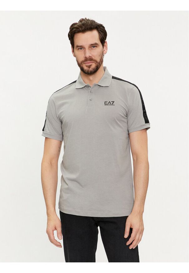 EA7 Emporio Armani Polo 3DPF23 PJ02Z 0923 Szary Regular Fit. Typ kołnierza: polo. Kolor: szary. Materiał: bawełna