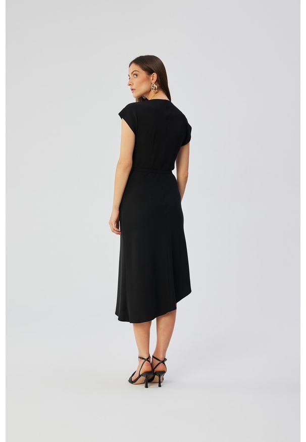Stylove - Elegancka asymetryczna sukienka z dekoltem woda czarna. Typ kołnierza: dekolt woda. Kolor: czarny. Typ sukienki: asymetryczne. Styl: elegancki