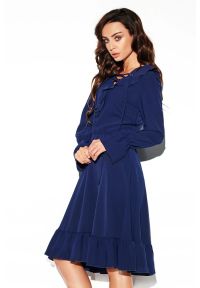 Sukienki.shop - Sukienka rozkloszowana z falbanami w stylu boho granatowa. Okazja: na co dzień. Kolor: niebieski. Styl: boho #3