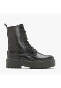 Ryłko - Sznurowane trzewiki w stylu combat boots na grubej podeszwie MARIKA. Nosek buta: okrągły. Kolor: czarny. Materiał: skóra #1