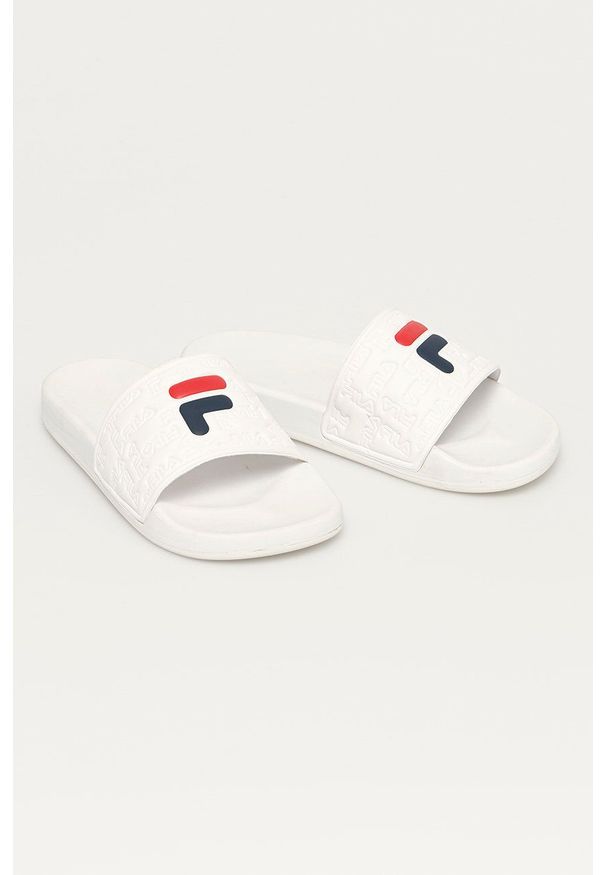 Fila - Klapki. Kolor: biały. Materiał: materiał, guma. Obcas: na obcasie. Wysokość obcasa: niski