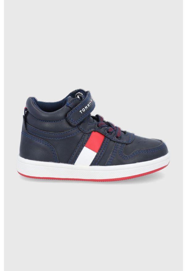 TOMMY HILFIGER - Tommy Hilfiger Buty dziecięce kolor granatowy. Nosek buta: okrągły. Zapięcie: rzepy. Kolor: niebieski. Materiał: guma