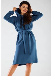 Infinite You - Bluzowa sukienka z kapturem bawełna premium niebieska. Typ kołnierza: kaptur. Kolor: niebieski. Materiał: bawełna. Długość: maxi #1