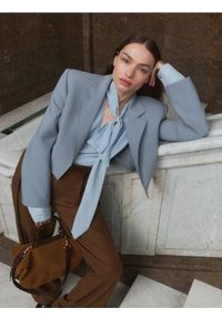 Reserved - Krótka marynarka - granatowy. Kolor: niebieski. Materiał: wiskoza, tkanina. Długość: krótkie #1