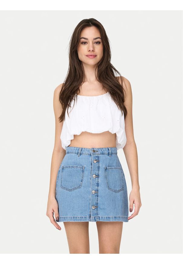 only - ONLY Top Lou 15342566 Biały Cropped Fit. Kolor: biały. Materiał: bawełna