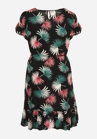 Born2be - Czarno-Zielona Bawełniana Sukienka z Florystycznym Motywem i Wiązaniem w Talii Rissani. Okazja: na randkę. Kolor: czarny. Materiał: bawełna. Sezon: lato #2