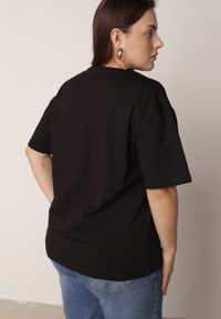 Born2be - Czarny T-shirt Bawełniany z Ozdobnymi Cekinami Greyfeather. Okazja: na co dzień, do pracy, na spotkanie biznesowe. Kolekcja: plus size. Kolor: czarny. Materiał: bawełna. Długość: długie. Wzór: gładki. Styl: casual, biznesowy, elegancki #3