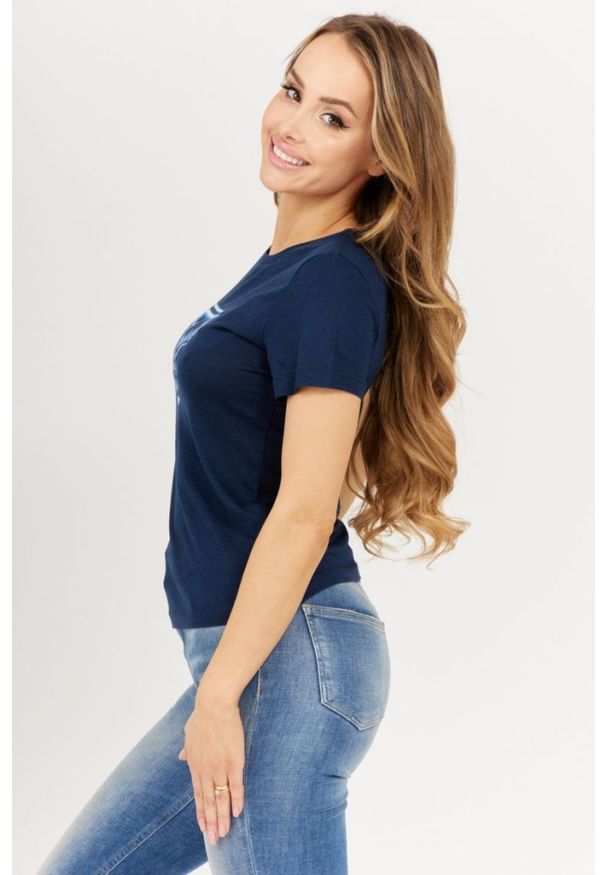 Guess - GUESS Granatowy t-shirt damski iconic, Rozmiar XS. Kolor: niebieski. Materiał: bawełna. Wzór: aplikacja