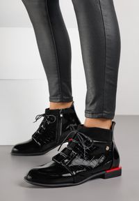 Renee - Czarne Botki Lakierowane Vices ze Sznurowaną Cholewką i Tłoczeniem Uzvila. Okazja: na co dzień. Kolor: czarny. Materiał: lakier. Szerokość cholewki: normalna. Styl: street, casual, elegancki #7