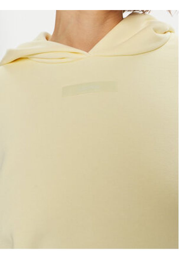 Calvin Klein Bluza Micro Logo K20K206631 Żółty Regular Fit. Kolor: żółty. Materiał: bawełna
