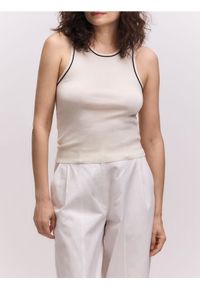 Reserved - Top z wełną - biały. Kolor: biały. Materiał: wełna #1