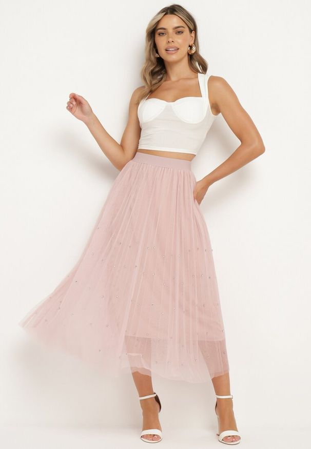 Born2be - Różowa Plisowana Tiulowa Spódnica z Gumką w Pasie Ozdobiona Cyrkoniami Missalba. Okazja: na imprezę, na co dzień. Kolor: różowy. Materiał: tiul. Wzór: aplikacja. Styl: casual, klasyczny, elegancki