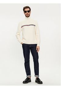 TOMMY HILFIGER - Tommy Hilfiger Sweter Global Stripe MW0MW33508 Beżowy Regular Fit. Kolor: beżowy. Materiał: bawełna #3