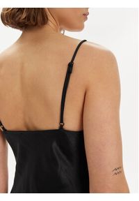 Gina Tricot Sukienka letnia 21038 Czarny Regular Fit. Kolor: czarny. Materiał: syntetyk. Sezon: lato #3