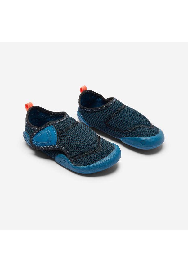 Decathlon - Buty dla dzieci Domyos Babylight. Zapięcie: rzepy. Kolor: czarny, pomarańczowy, niebieski, turkusowy, wielokolorowy. Materiał: materiał. Sport: turystyka piesza