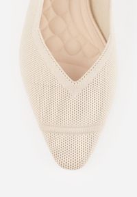 Renee - Beżowe Czółenka Slingback VICES z Miękkiej Dzianiny na Niskim Obcasie z Wkładką Soft-Pillow Olitia. Zapięcie: pasek. Kolor: beżowy. Materiał: dzianina. Szerokość cholewki: normalna. Wzór: aplikacja. Obcas: na obcasie. Styl: glamour, elegancki. Wysokość obcasa: niski #3