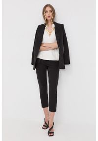 Nissa spodnie damskie kolor czarny fason cygaretki high waist. Stan: podwyższony. Kolor: czarny. Materiał: tkanina #2