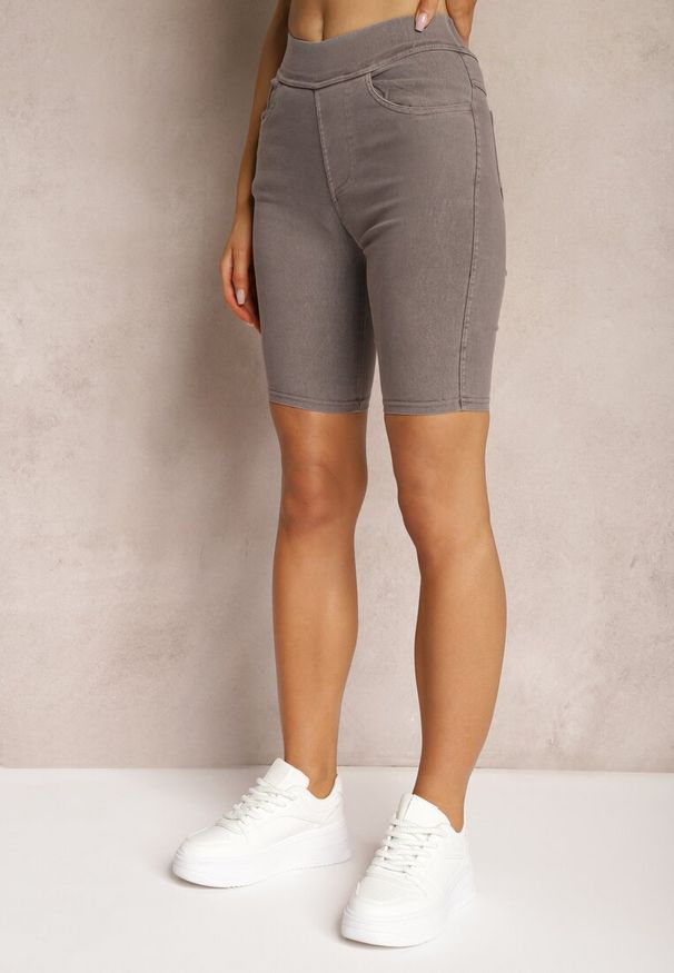 Renee - Ciemnobeżowe Szorty z Gumką w Pasie High Waist Lorolia. Okazja: na co dzień. Stan: podwyższony. Kolor: beżowy. Materiał: jeans. Sezon: lato. Styl: casual, sportowy