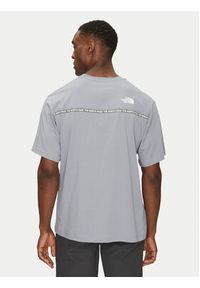 The North Face T-Shirt Zumu NF0A87DD Szary Regular Fit. Kolor: szary. Materiał: bawełna #4