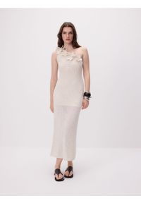 Reserved - Kroszetowa sukienka maxi - kremowy. Kolor: kremowy. Materiał: bawełna, dzianina. Długość: maxi #1