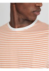 Matinique T-Shirt 30206524 Pomarańczowy Regular Fit. Kolor: pomarańczowy. Materiał: bawełna