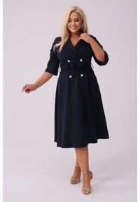 Moda Size Plus Iwanek - Elegancka granatowa żakietowa sukienka Marietta XXL OVERSIZE. Okazja: na spotkanie biznesowe, na co dzień. Kolor: niebieski. Materiał: tkanina, elastan, poliester, materiał. Typ sukienki: oversize. Styl: elegancki