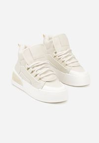 Renee - Beżowe Sneakersy z Ociepleniem na Platformie z Tłoczeniem Newedela. Okazja: na co dzień. Kolor: beżowy. Materiał: jeans. Obcas: na platformie #3