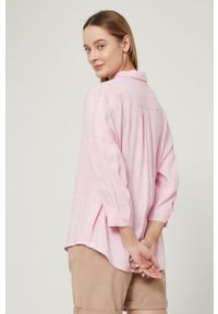 medicine - Medicine koszula damska kolor różowy relaxed z kołnierzykiem klasycznym. Typ kołnierza: kołnierzyk klasyczny. Kolor: różowy. Materiał: tkanina. Wzór: gładki. Styl: klasyczny #3