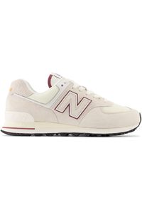 Buty unisex New Balance U574OP2 – beżowe. Okazja: na co dzień. Kolor: beżowy. Materiał: guma, syntetyk, zamsz, materiał, skóra. Szerokość cholewki: normalna. Model: New Balance 574