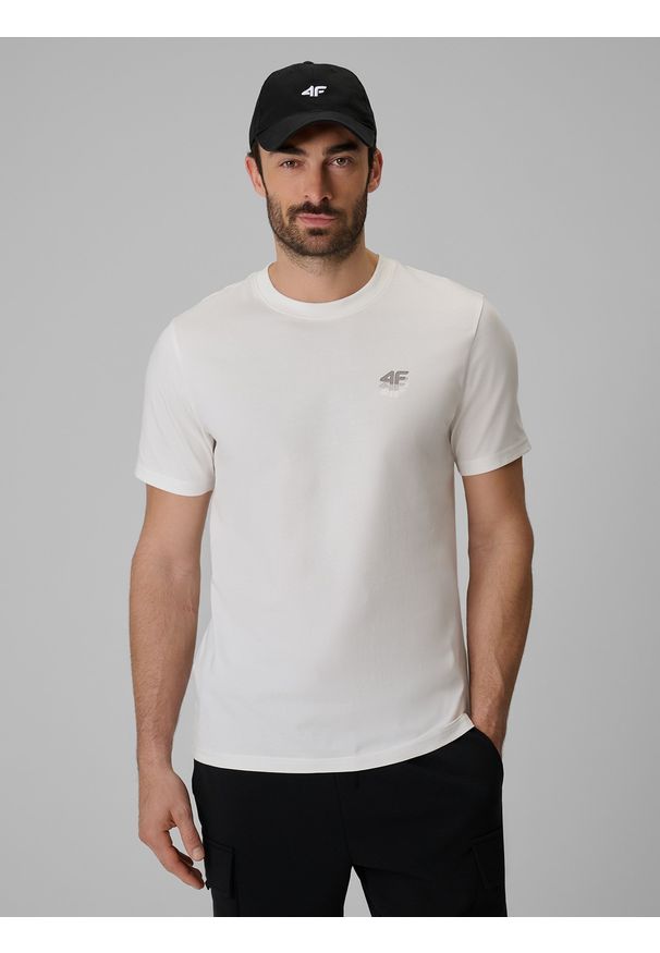 4f - 4F T-shirt regular gładki męski - biały XL. Okazja: na co dzień, na spacer. Kolor: biały. Materiał: materiał. Wzór: gładki. Styl: casual