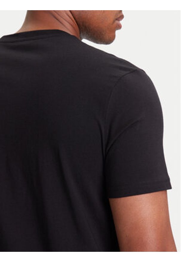 United Colors of Benetton - United Colors Of Benetton T-Shirt 3I1XU1096 Czarny Regular Fit. Kolor: czarny. Materiał: bawełna