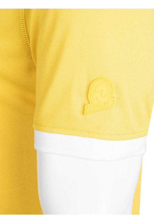 Invicta Koszulka Polo | 4452253 / U | Mężczyzna | Żółty. Okazja: na co dzień. Typ kołnierza: polo. Kolor: żółty. Materiał: poliester. Długość rękawa: krótki rękaw. Wzór: aplikacja. Styl: klasyczny, casual