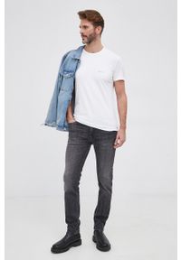 VERSACE - Versace t-shirt męski kolor biały gładki. Okazja: na co dzień. Kolor: biały. Materiał: dzianina. Wzór: gładki. Styl: casual #1