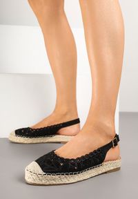 Born2be - Czarne Sandały Espadryle Slingback z Plecionką i Ażurową Cholewką Loriene. Okazja: na co dzień. Zapięcie: pasek. Kolor: czarny. Wzór: ażurowy. Obcas: na obcasie. Styl: casual, elegancki. Wysokość obcasa: niski