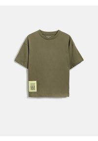 Reserved - Bawełniany t-shirt - zielony. Kolor: zielony. Materiał: bawełna #1